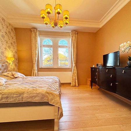 Luxury Apartment Diamond 卡罗维发利 外观 照片