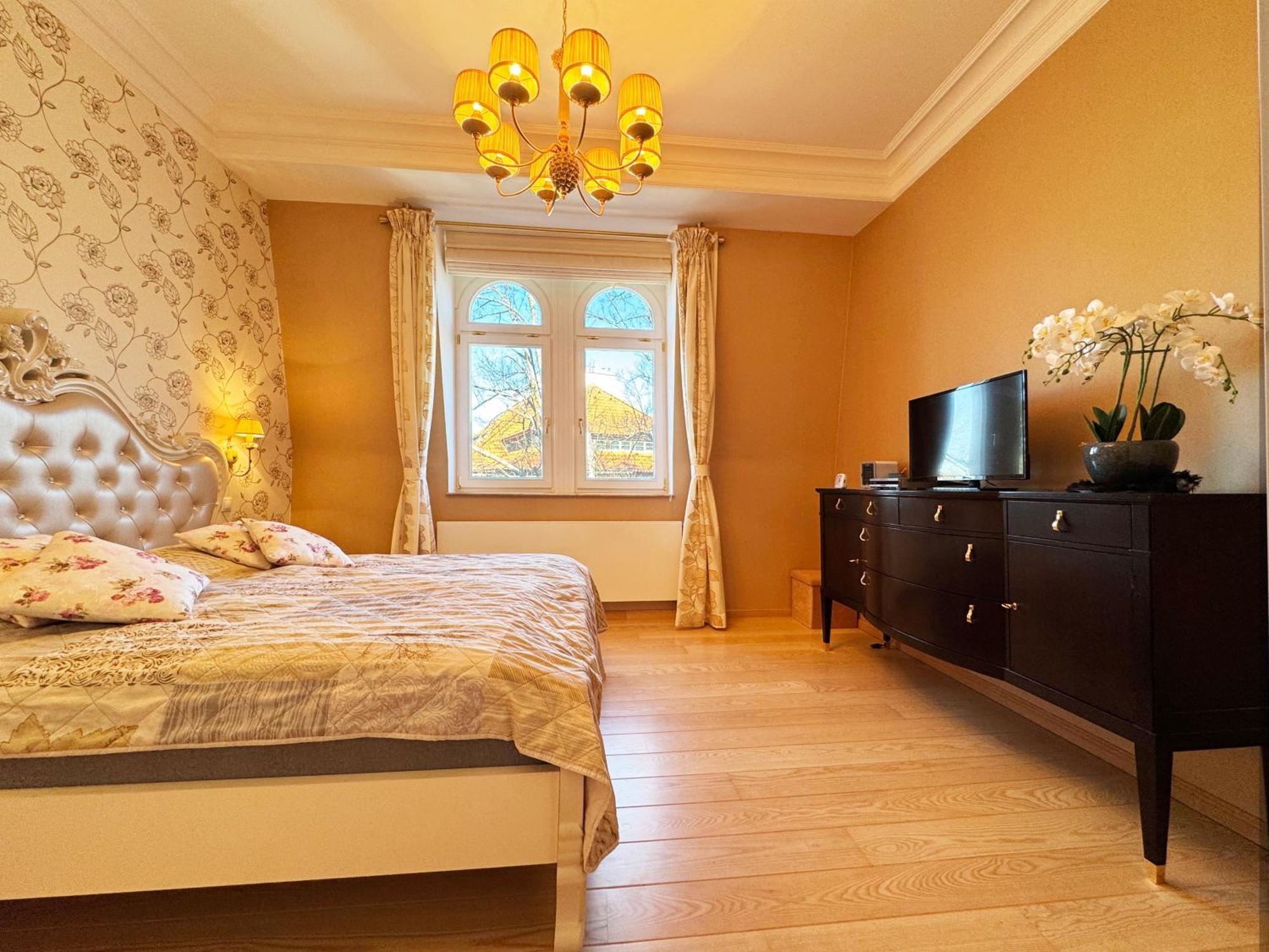 Luxury Apartment Diamond 卡罗维发利 外观 照片